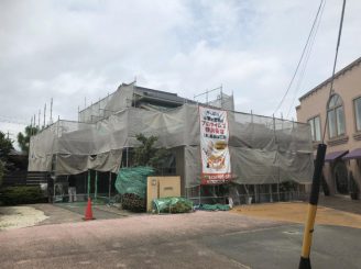 足場