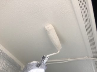 軒天井 上塗り